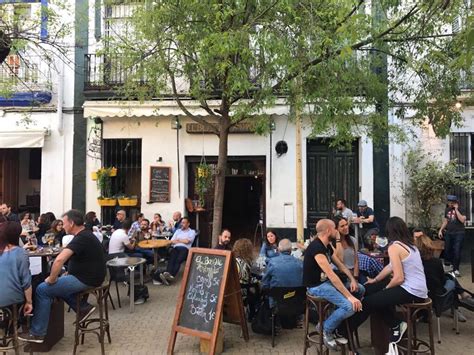 bar ambiente sevilla|5 pubs de ambiente gay en Sevilla .